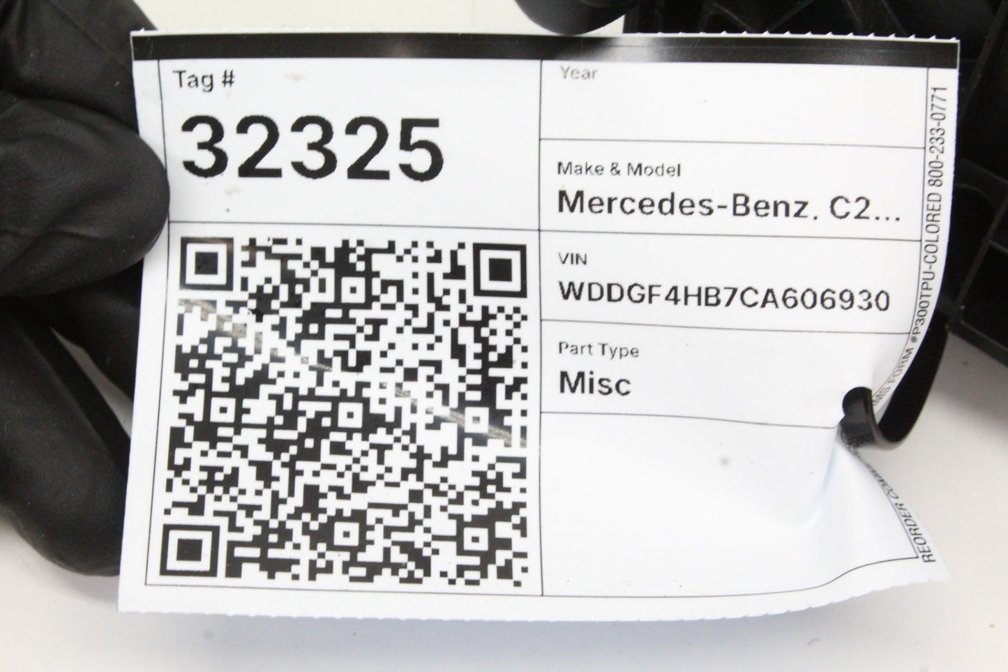 2008-2014 Mercedes C250 W204 Front Center Console Armrest 2076801096