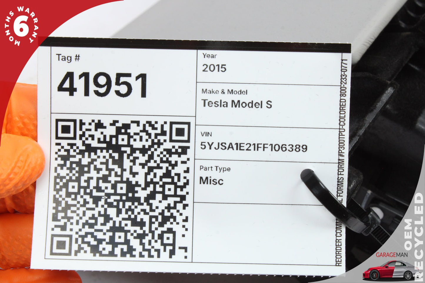 2015 Tesla Model S 85D Hatchback Glove Box Storage Compartment 100332704M