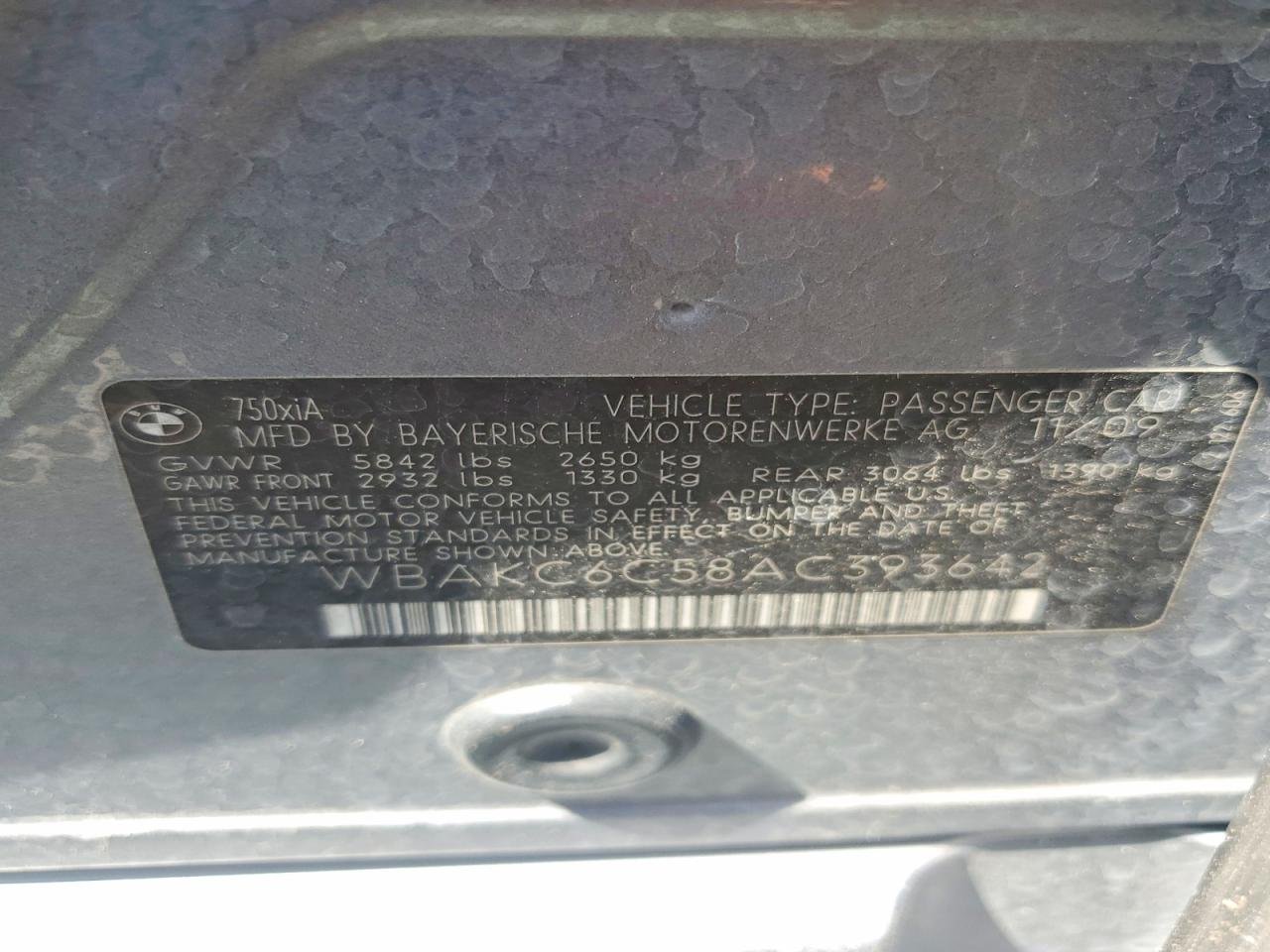 Parting Out- 2010 BMW 750i xDrive- 112