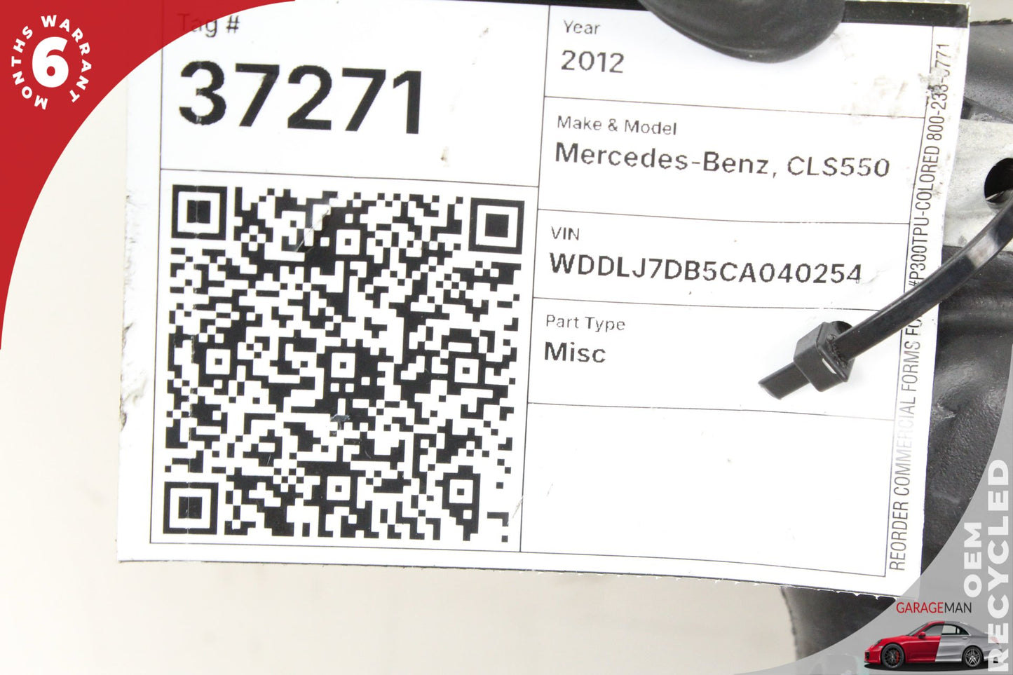 08-18 Mercedes CLS550 W218 Windshield Washer Fluid Reservoir 2048601560 OEM