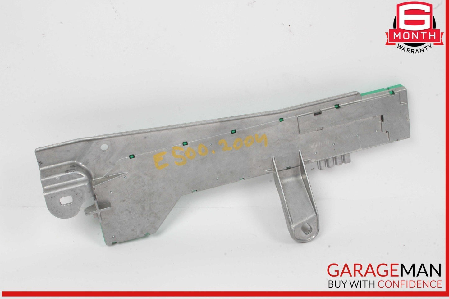 03-09 Mercedes W211 E500 CLS550 Rear Antenna Amplifier Booster OEM