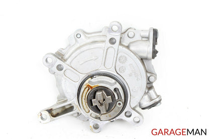 13-15 Mercedes X204 GLK350 Engine Motor Cylinder Head Vacuum Pump 2760109804 OEM