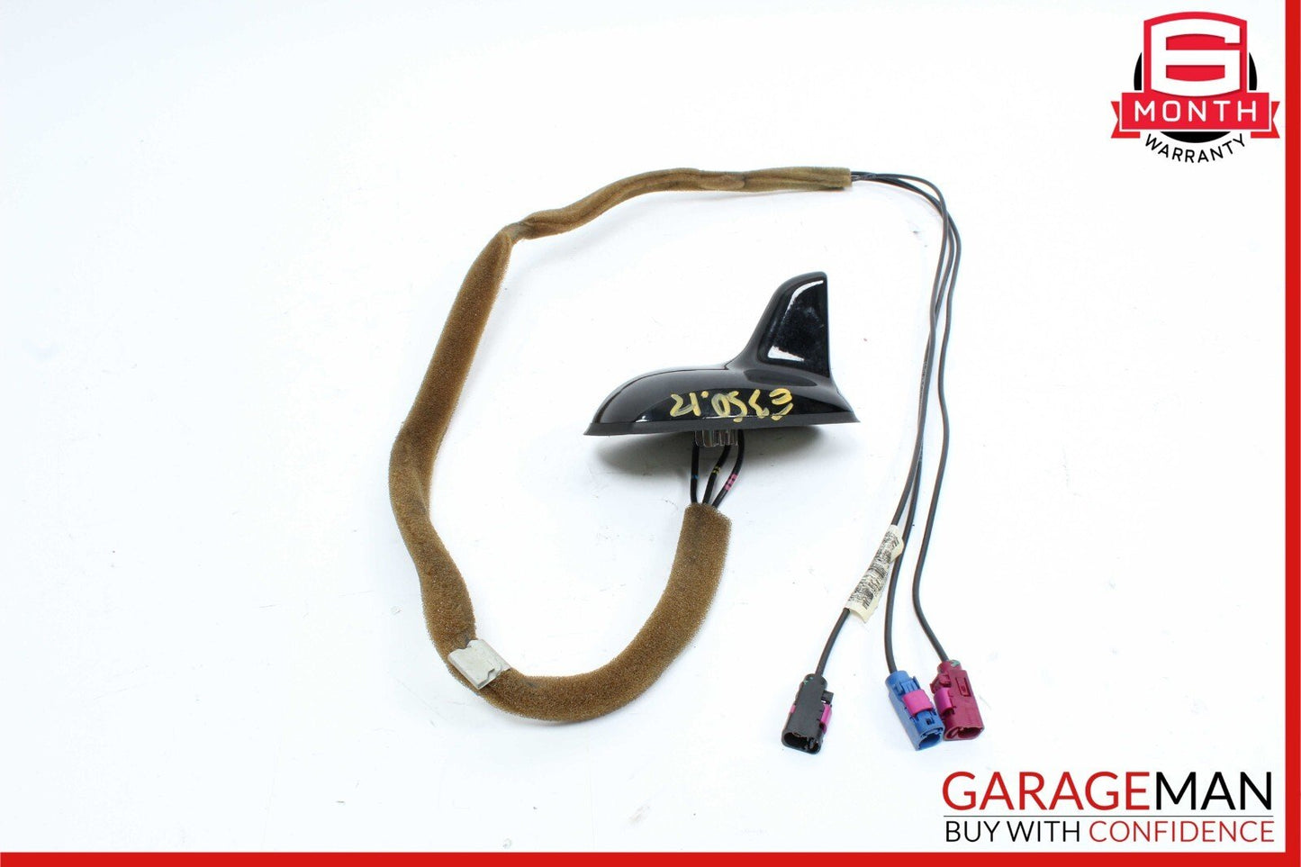 10-14 Mercedes W204 C250 E350 E550 Shark Fin Radio Antenna 2048207275 Black