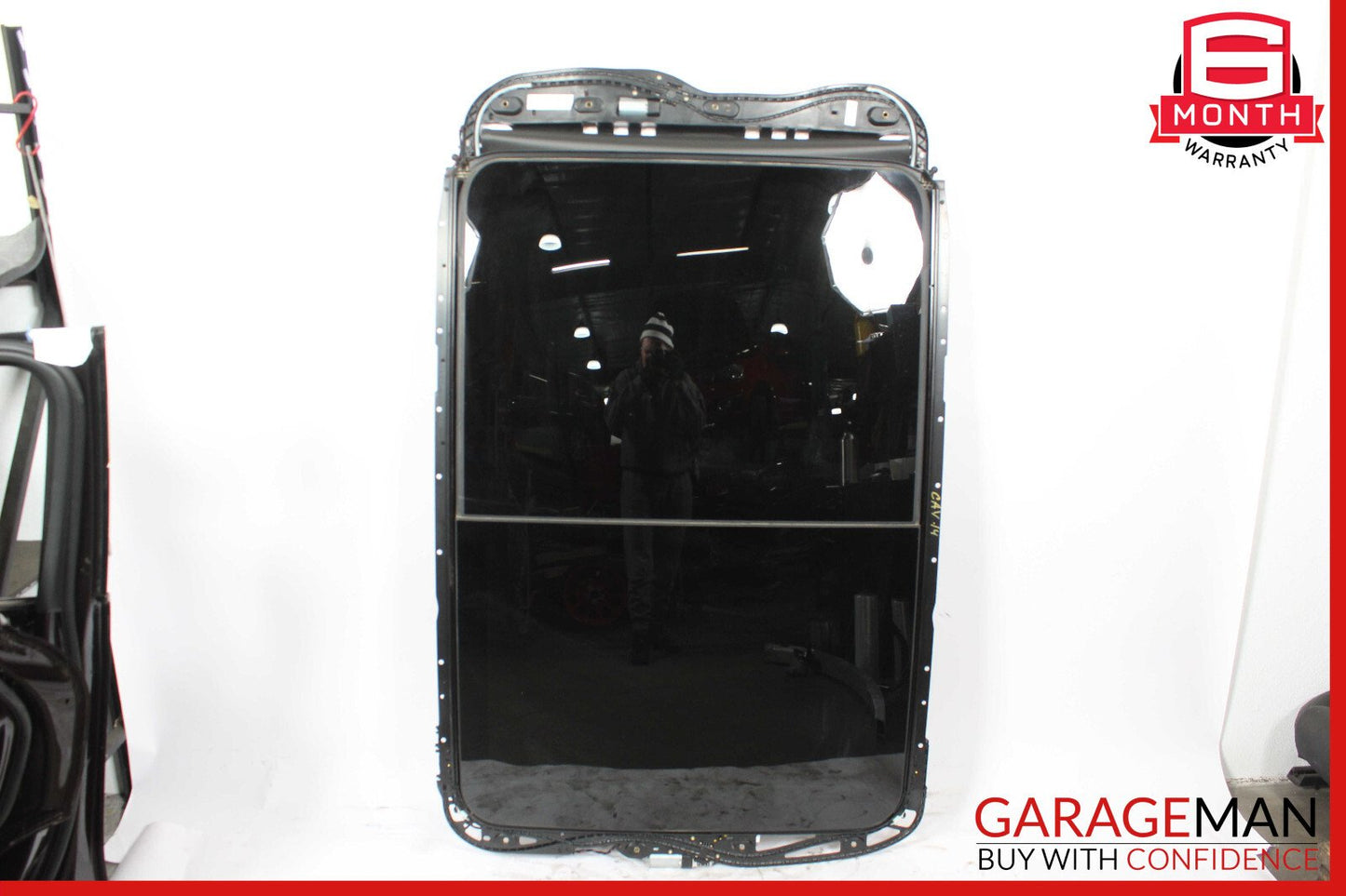 11-18 Porsche Cayenne 958 Panoramic Roof Glass Frame OEM