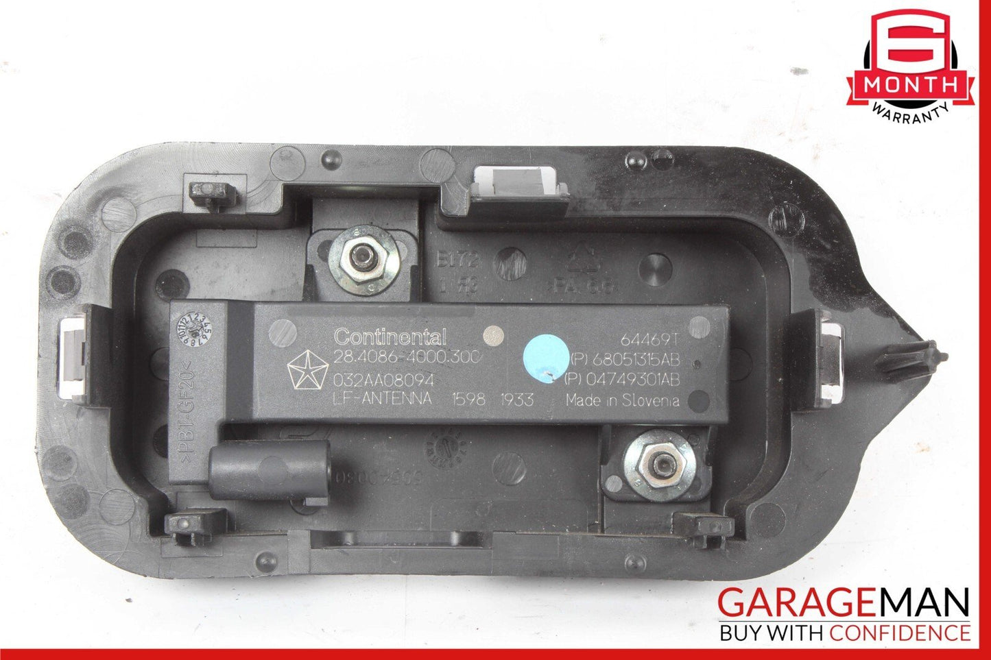 17-22 Alfa Romeo Giulia Antenna Smart Keyless Entry Module w/ Bracket Holder OEM