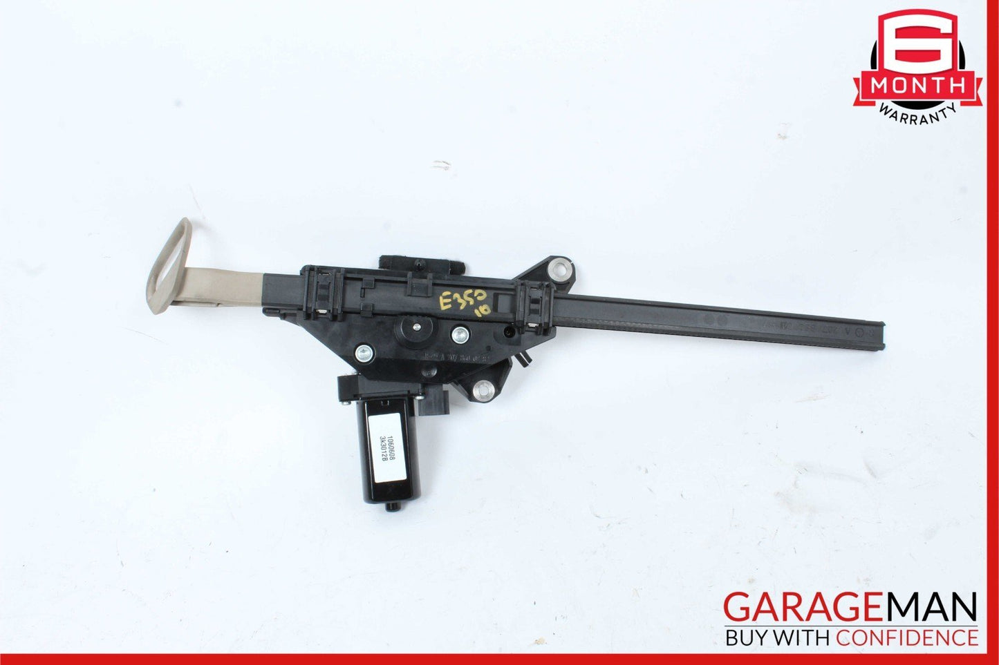 10-17 Mercedes W207 E550 E350 Front Right Side Seat Belt Feeder Retractor Beige