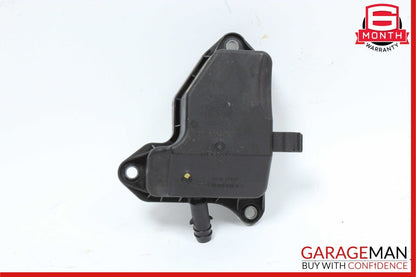 06-15 Mercedes W211 E350 SLK300 C300 Engine Oil Separator Cover 2720160134 OEM