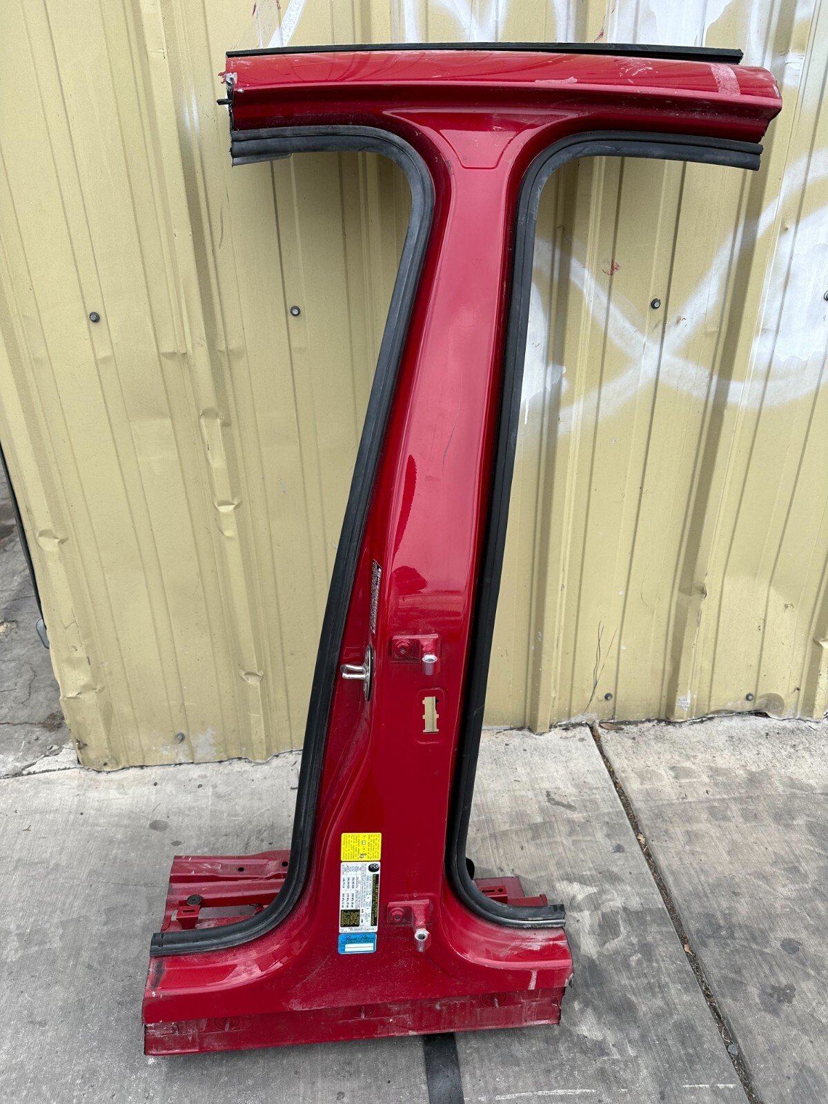 15-18 Porsche Macan 95B Left Side Exterior Body Pillar Frame Cut Assembly OEM