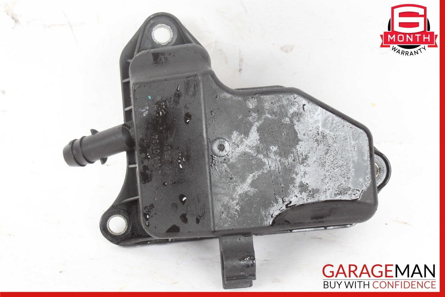 06-15 Mercedes W212 E350 SLK350 C300 Engine Oil Separator Cover 2720160134 OEM