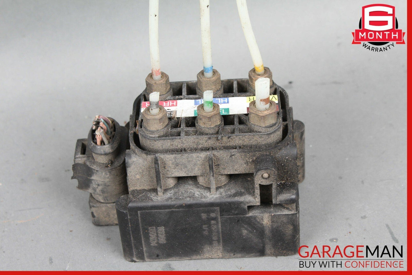 07-13 Mercedes W251 R500 GL450 S550 ML550 Air Suspension Valve Block 2513200058