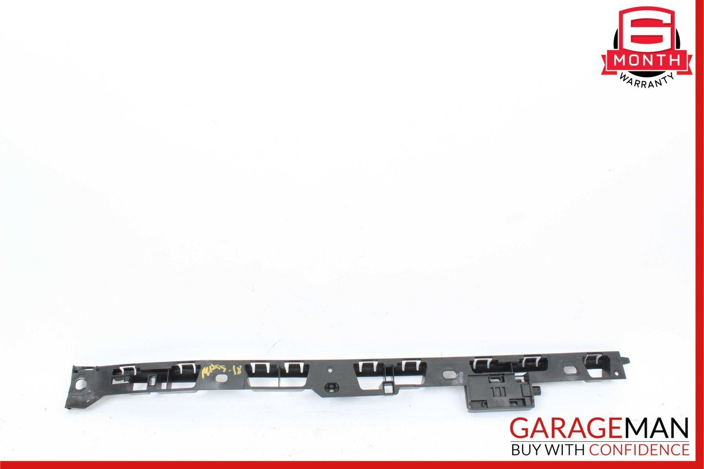 15-23 Porsche Macan S 95 Rear Left Sideskirt Rocker Molding Bracket 95B853537
