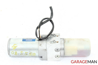 07-13 MERCEDES W221 S550 TRUNK LID LOCKING HYDRAULIC PULL DOWN PUMP OEM
