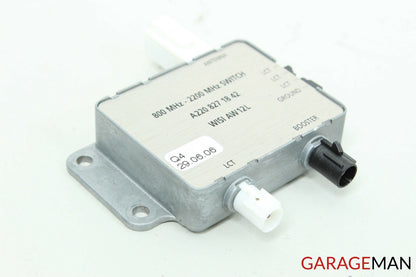 06-09 Mercedes W219 CLS550 Antenna Booster Phone Amplifier AMP 2208271842 OEM