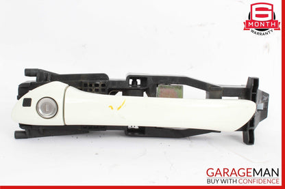 05-07 Mercedes W203 C230 Front Left Driver Side Exterior Door Handle White OEM