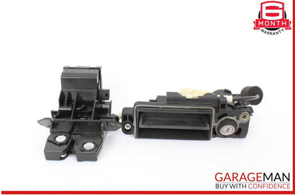 01-11 Mercedes W203 C350 Sport Rear Trunk Lock Latch Actuator Handle Assembly