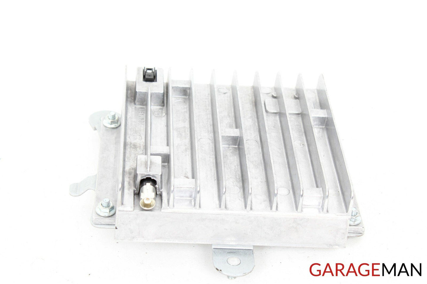 07-09 MERCEDES W221 S550 CL550 ANTENNA AMPLIFIER BOOSTER MODULE OEM