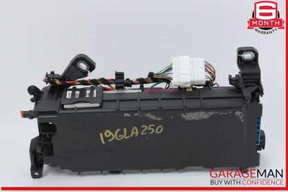 14-20 Mercedes X156 GLA250 CLA250 Front Right Interior Relay Fuse Box Assembly