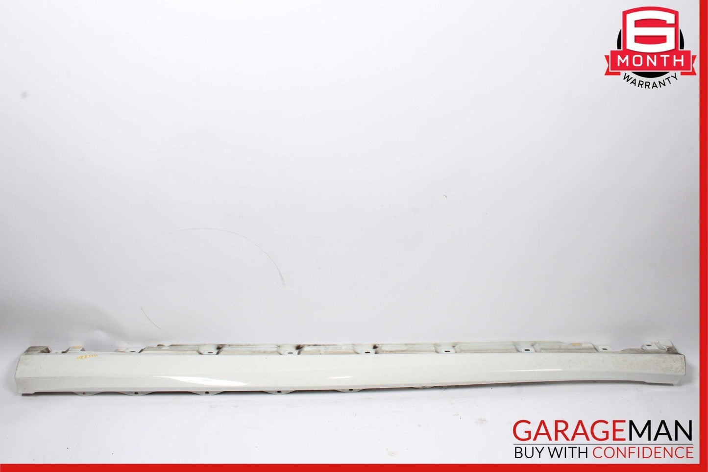 06-13 Mercedes W251 R350 Left Side Rocker Skirt Molding Panel Calcite White