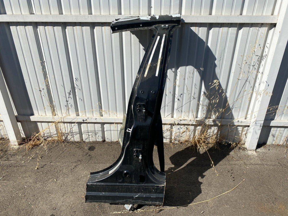 14-17 Maserati Ghibli Q4 Left Driver Center Pillar Body Cut Structure Cut OEM
