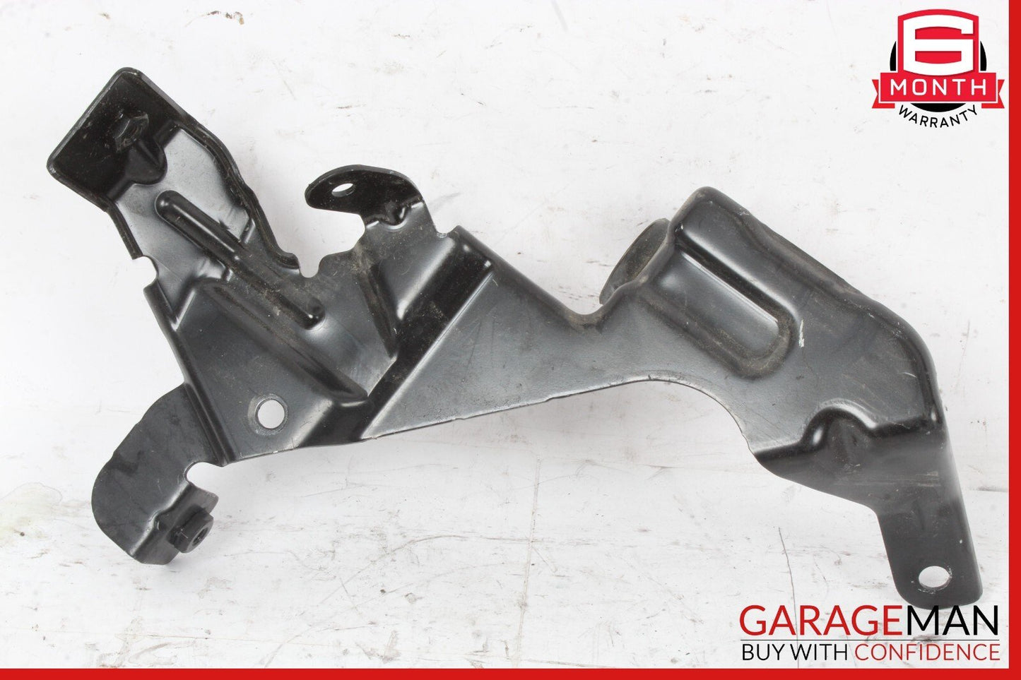 17-19 Alfa Romeo Giulia Front Left Bracket Support Holder A431 OEM