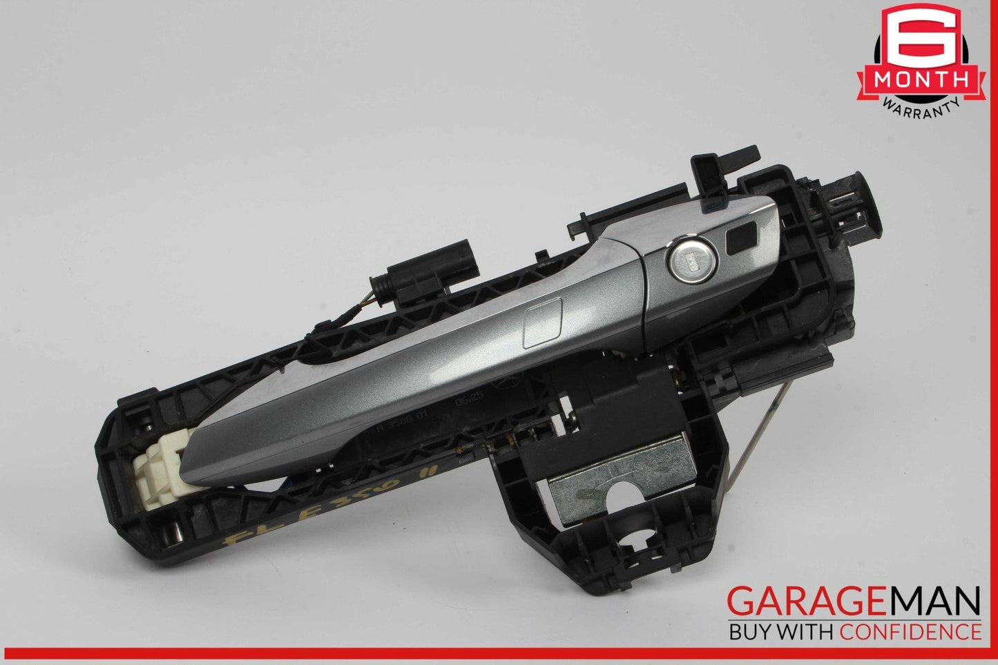 10-13 Mercedes W212 E350 Front Left Driver Side Exterior Door Handle OEM