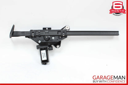 10-17 Mercedes W207 E350 E550 Front Right Side Seat Belt Feeder Retractor OEM