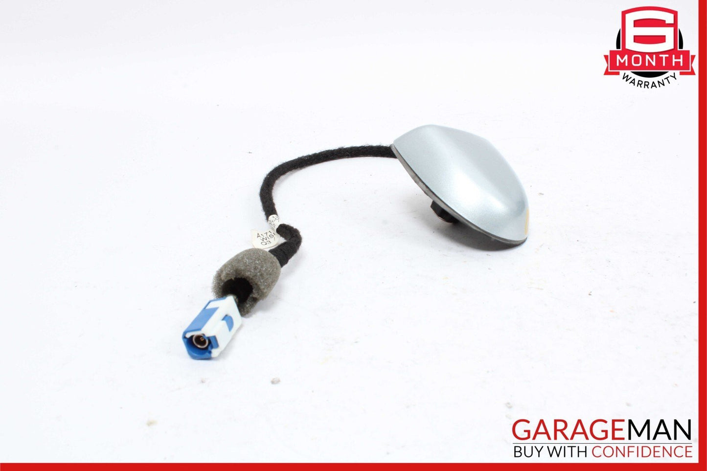 05-11 Mercedes R230 SL500 SLK280 Rear Trunk Navigator GPS Antenna Assembly OEM