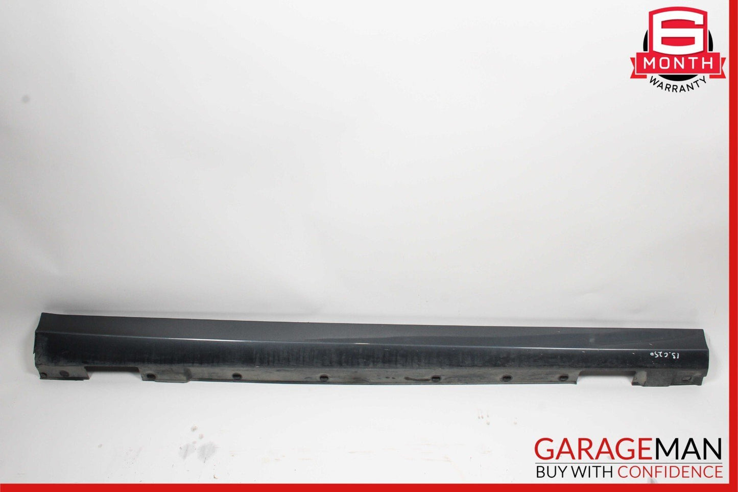 08-14 Mercedes W204 C300 Base Right Rocker Panel Side Skirt Molding Cover Gray