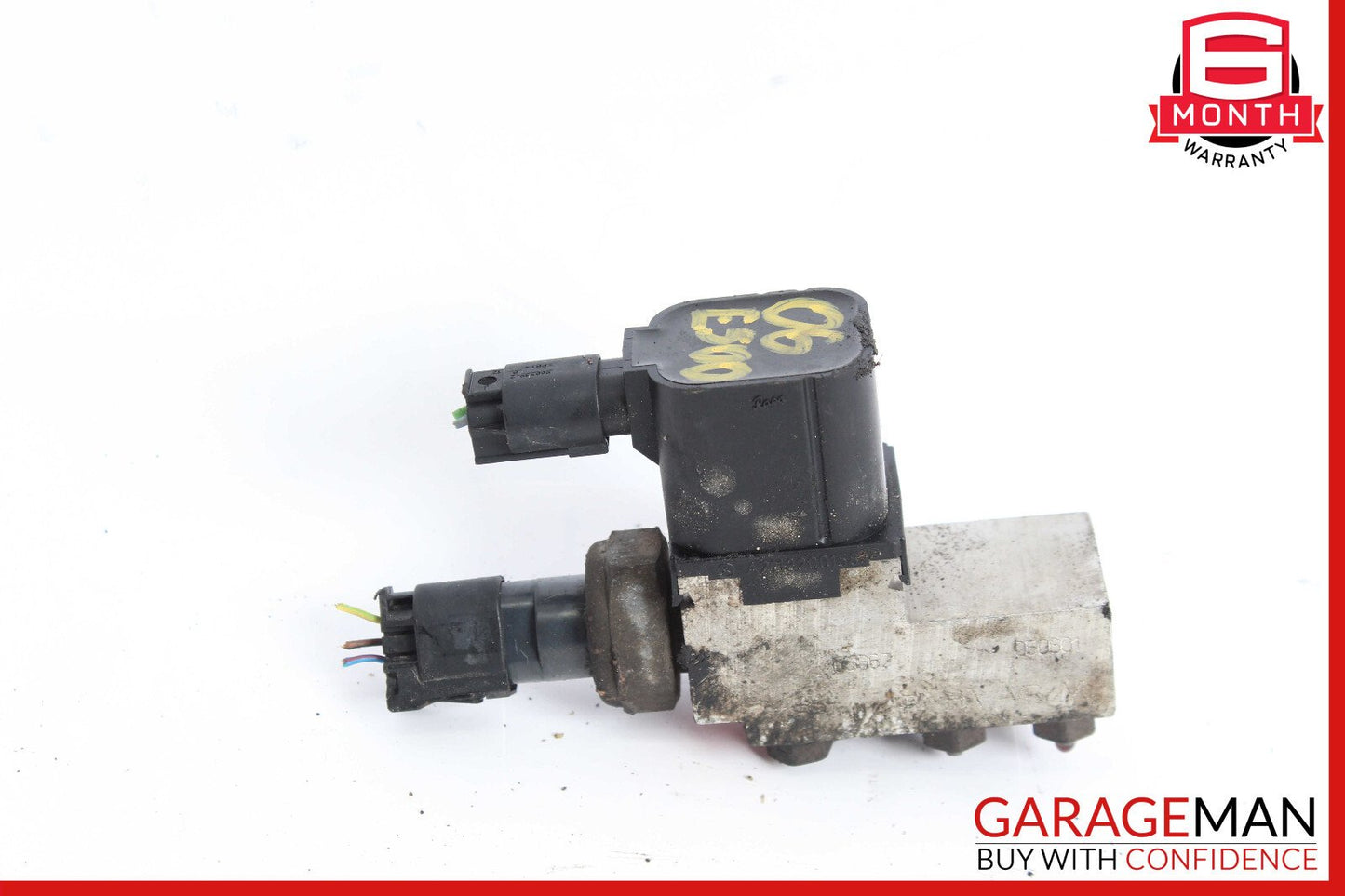 03-11 Mercedes W211 E500 CLS550 Air Airmatic Suspension Valve Block OEM