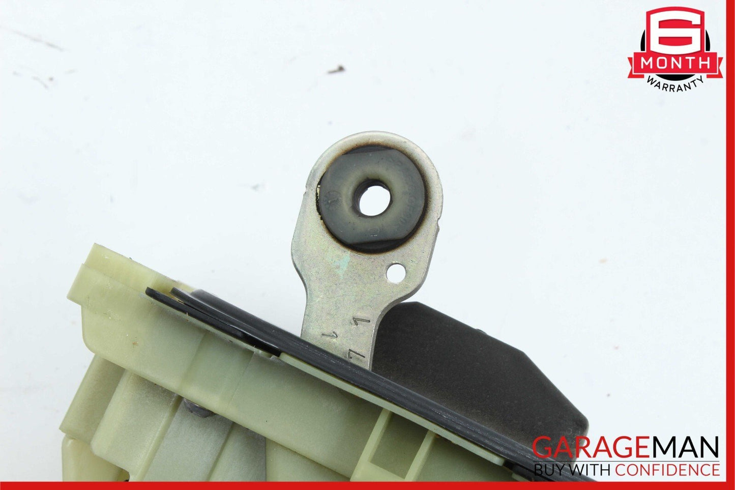 08-14 Mercedes W204 C250 C350 C63 AMG Floor Gear Selector Shifter 2042677524 OEM