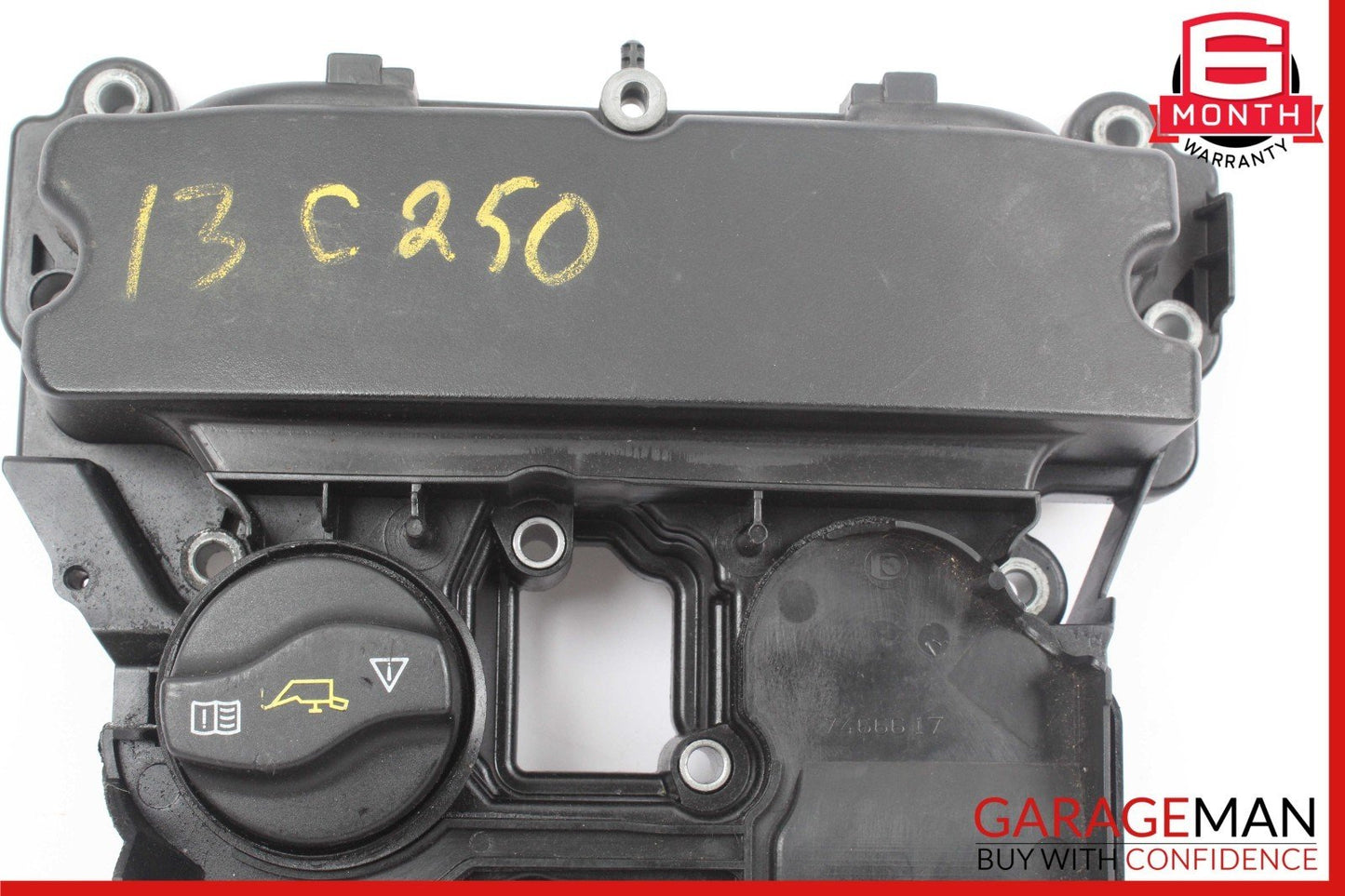 12-14 Mercedes W204 C250 SLK250 Engine Valve Cover 2710101730 OEM