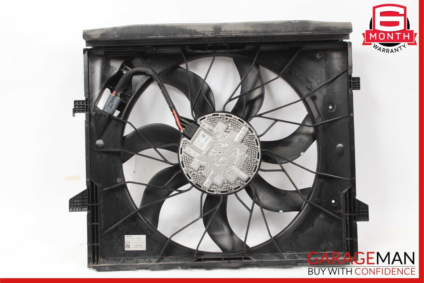 14-17 Jeep Grand Cherokee 3.0L Radiator Cooling Fan Motor Shroud Assembly OEM