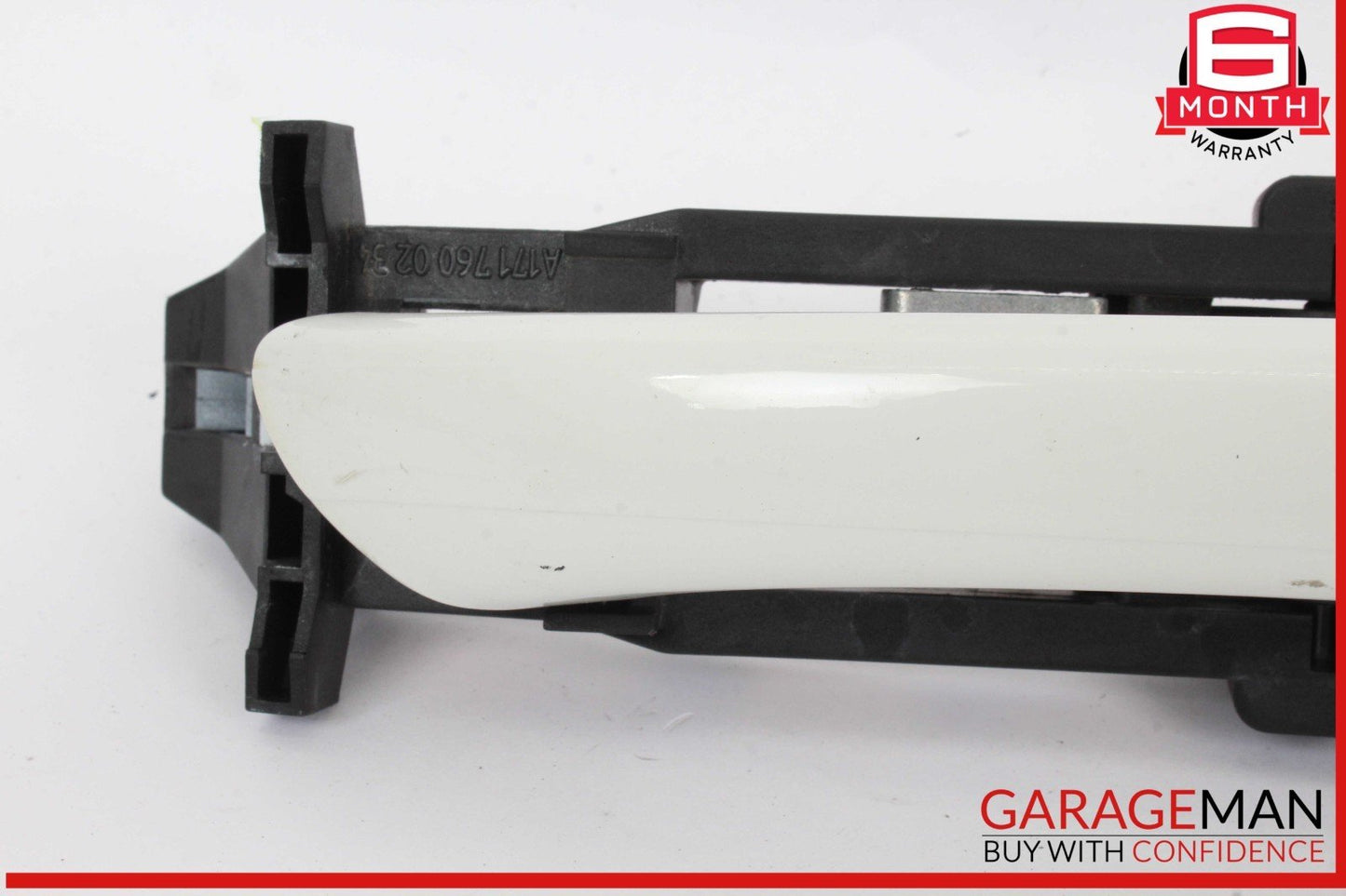 05-11 Mercedes R171 SLK300 SLK350 Front Right Side Exterior Door Handle White