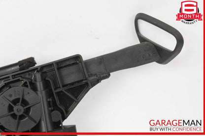 10-17 Mercedes W207 E350 E550 Right Passenger Side Seat Belt Feeder Motor OEM