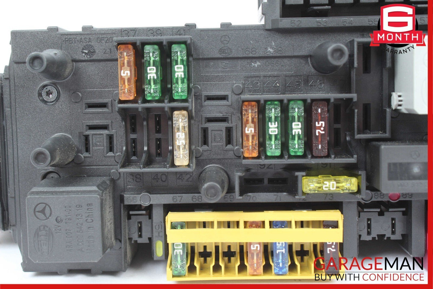12-14 Mercedes W204 C350 C63 AMG Rear Fuse Relay Junction Box Module Assembly