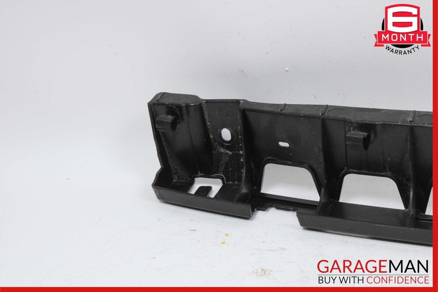 15-18 Porsche Macan 95B Rear Bumper Bracket Mount w/ Keyless Entry Antenna Assy