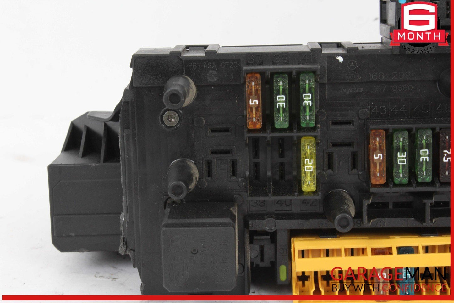 10-11 Mercedes W204 C300 C250 Rear SAM Module Relay Fuse Box 2049001002 OEM