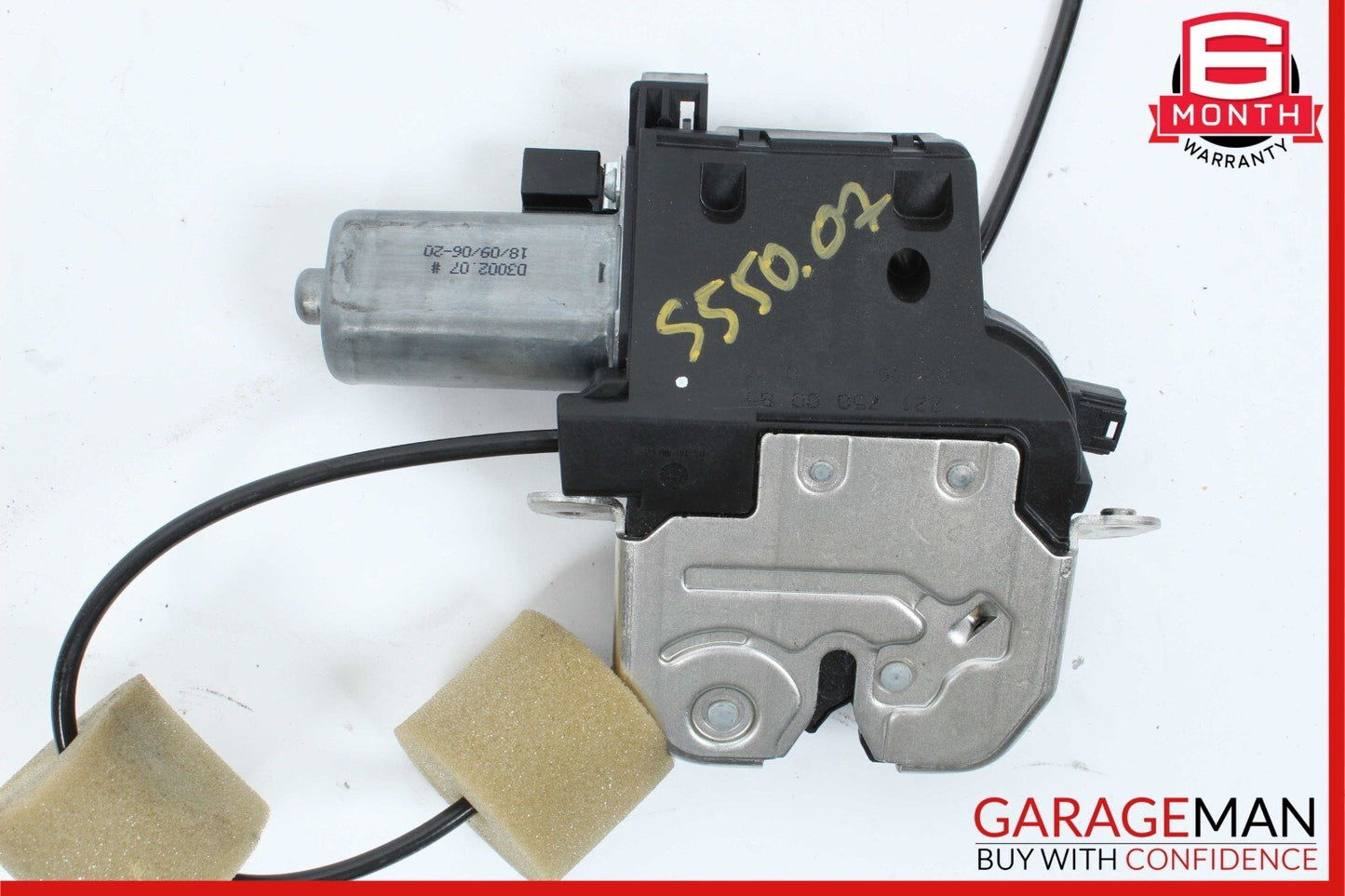 07-14 Mercedes W221 S550 CL550 Rear Trunk Lid Latch Lock Actuator 2217500085 OEM
