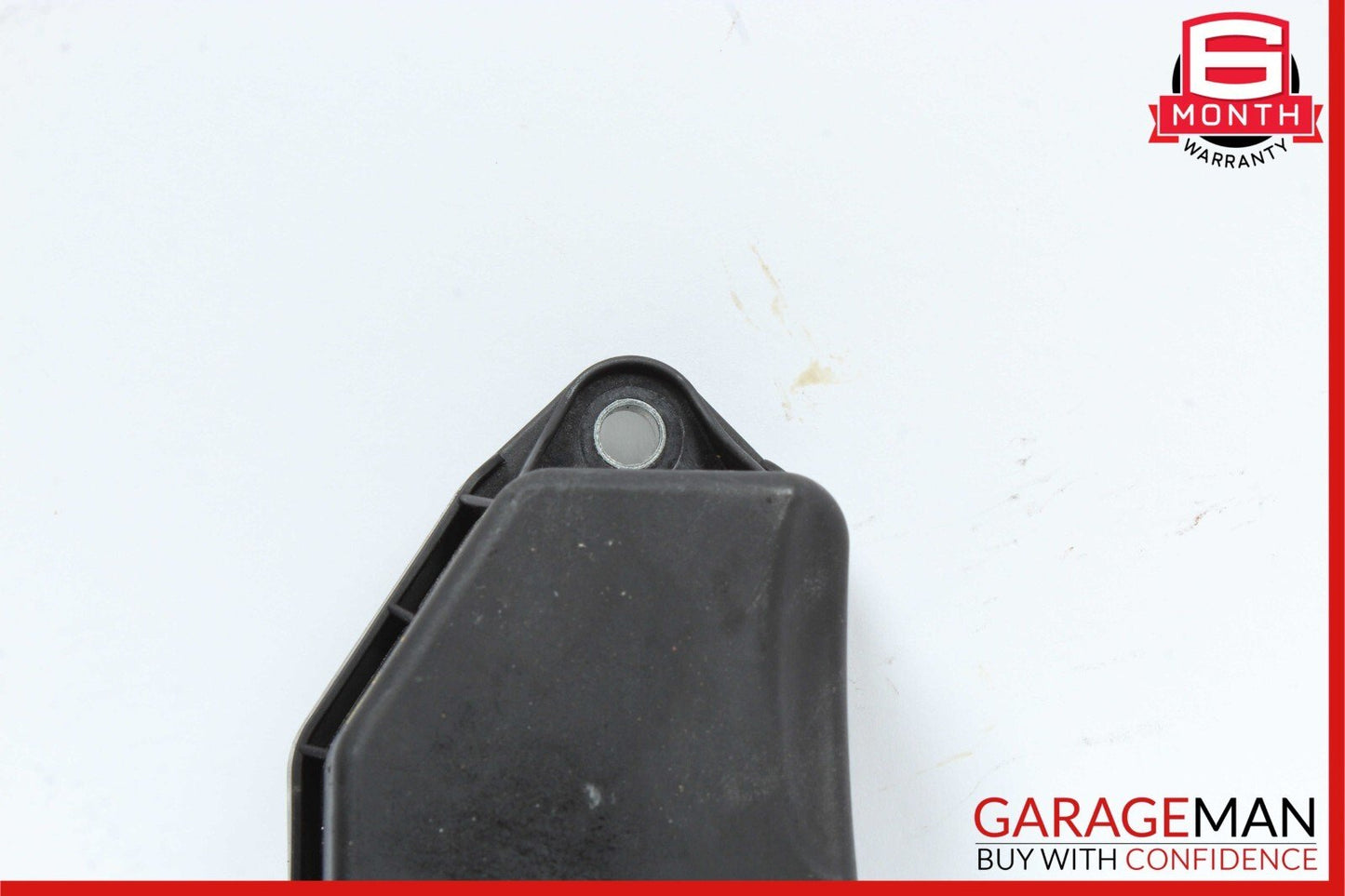 06-15 Mercedes W211 E350 SLK300 C300 Engine Oil Separator Cover 2720160134 OEM