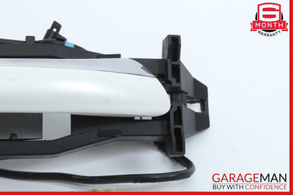 06-11 Mercedes W219 CLS500 Rear Right Keyless Go Exterior Door Handle White