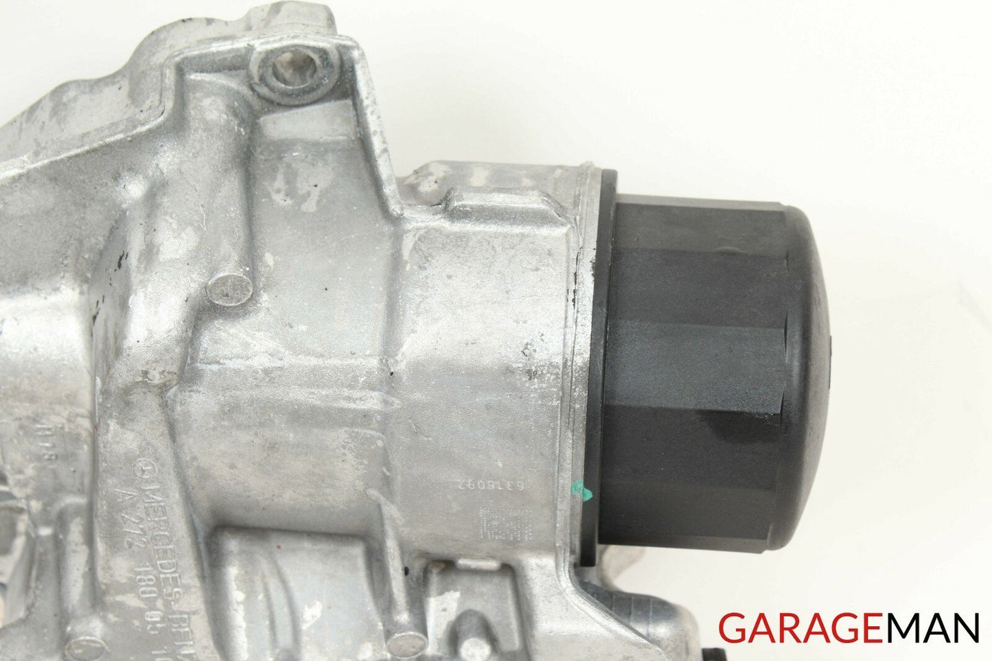 07-11 Mercedes W221 S550 E550 Engine Motor Oil Filter Cooler Housing Assembly