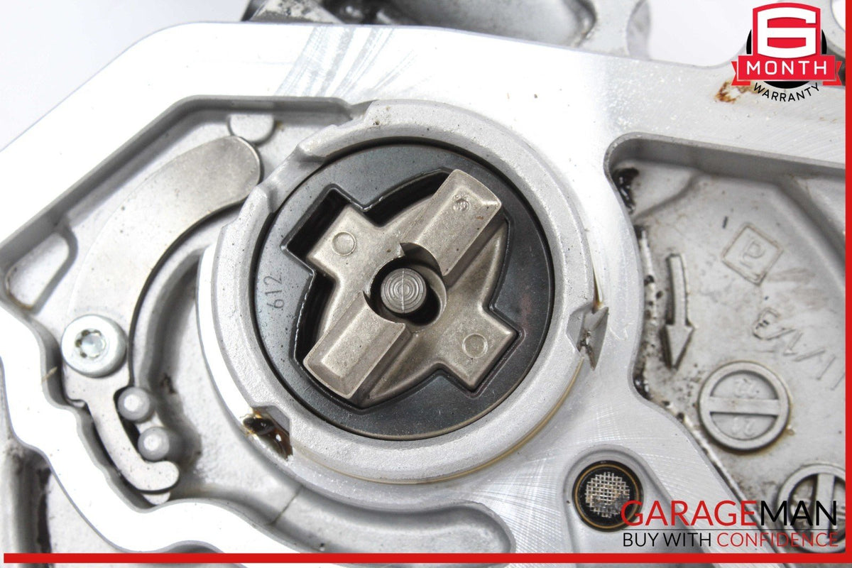 15-20 Mercedes W205 C300 SLC300 M274 Engine Vacuum Pump 2701800901 OEM