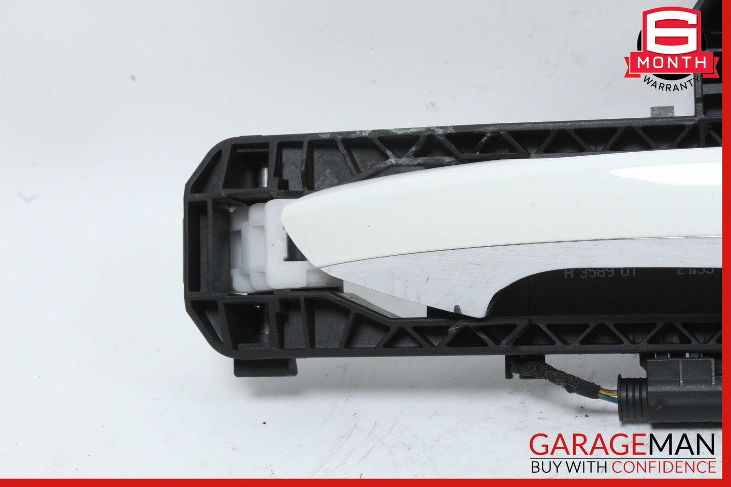 10-17 Mercedes W204 C250 Front Right Side Exterior Door Handle Keyless Go OEM