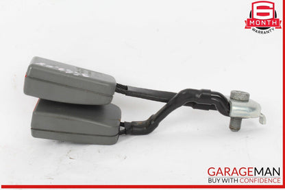 07-13 Mercedes W221 S550 Rear Right Center Dual Seatbelt Seat Belt Buckle Gray
