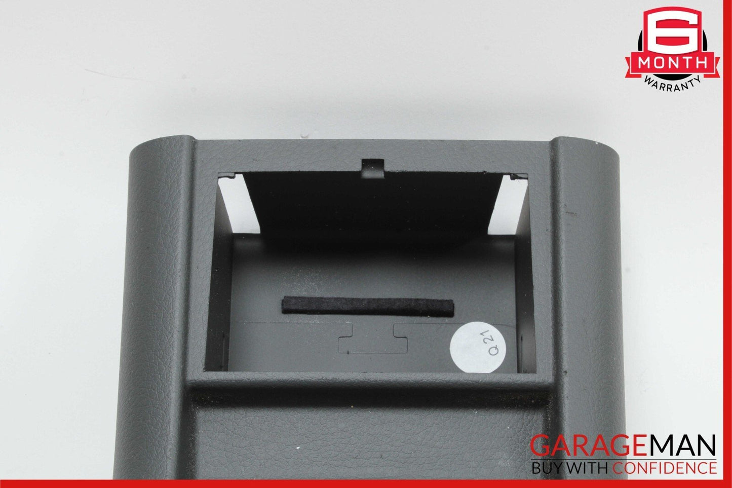 03-09 Mercedes W209 CLK320 CLK350 Rear Center Console Air Vent Trim Bezel OEM