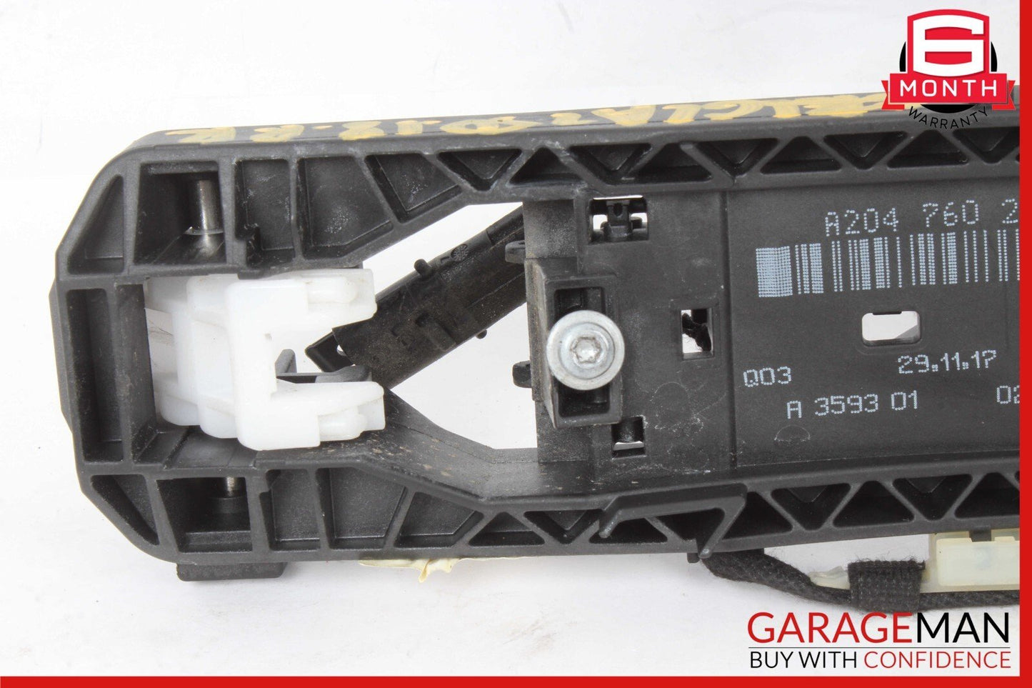 14-19 Mercedes Benz X156 GLA250 Right Side Door Handle Bracket 2047602734