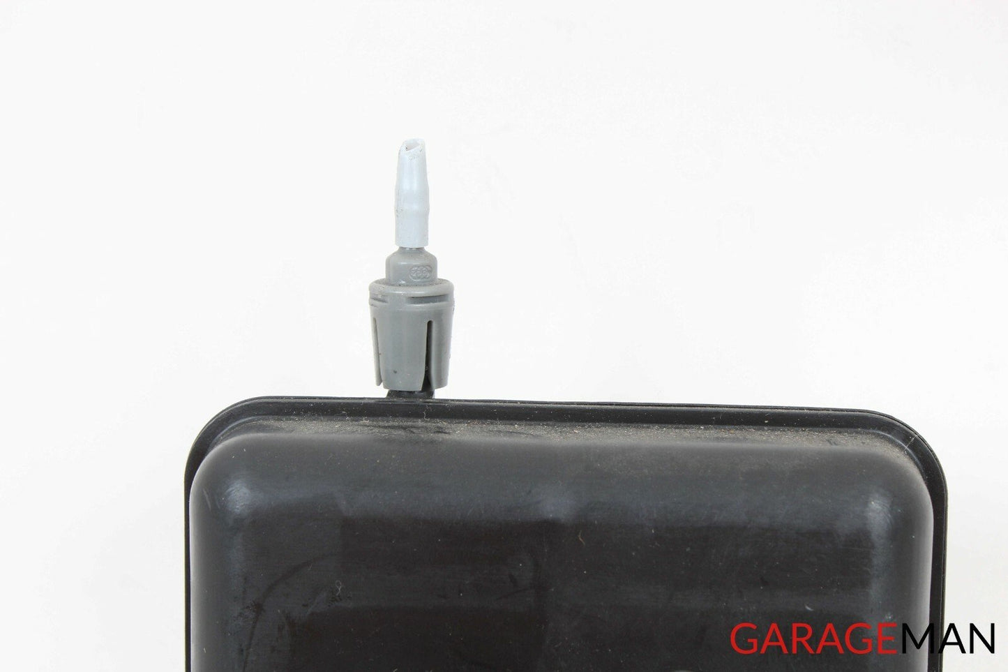 01-02 Mercedes W208 CLK55 AMG Air Vacuum Expansion Box Tank Assemby 1298050019