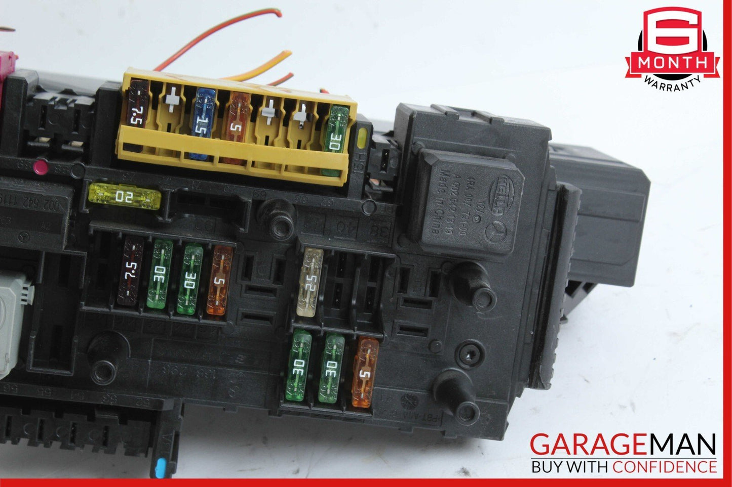 12-14 Mercedes W204 C250 C350 C63 AMG Rear SAM Module Relay Fuse Box Assembly