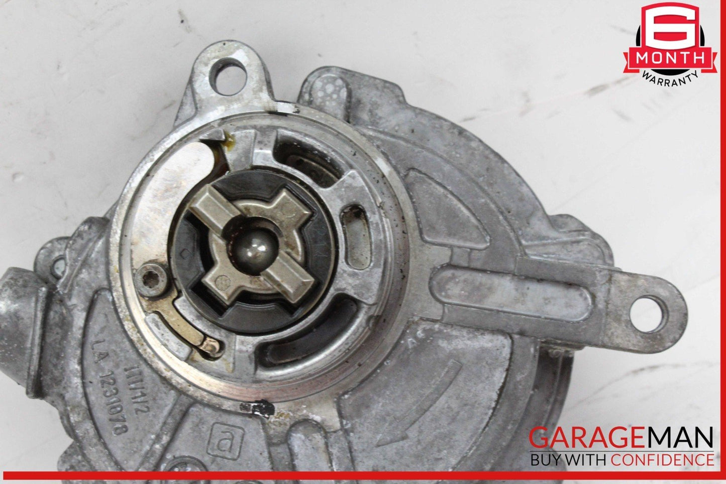 06-11 Mercedes W204 C300 Engine Motor Brake Vacuum Pump 2722300565 OEM