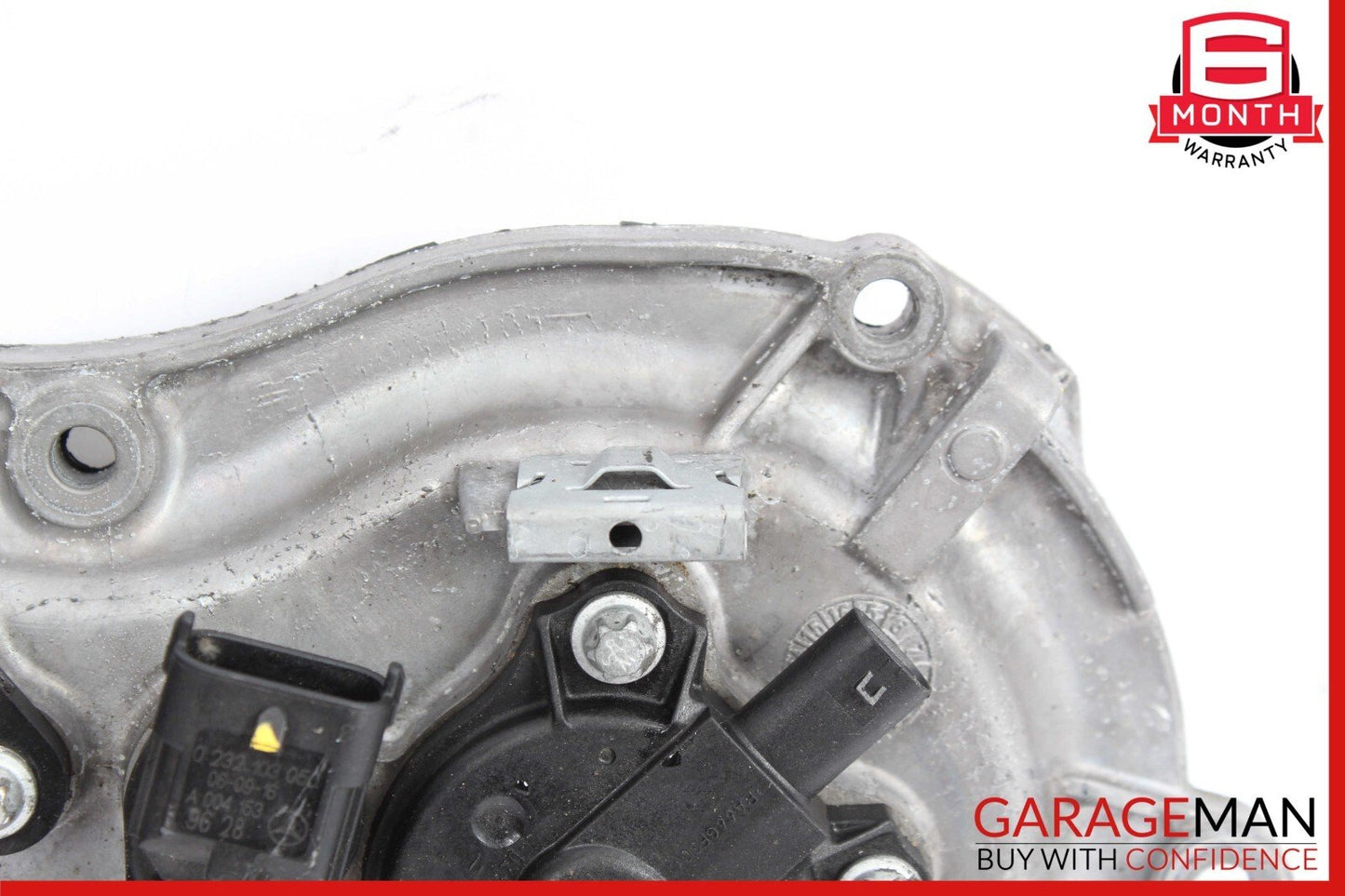 06-13 Mercedes W211 E350 S550 Front Right Engine Timing Chain Cover Plate